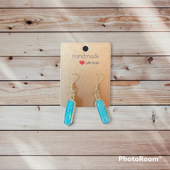 Jewelry - Handmade Iridescent Turquoise Dangle Earrings NEVER WORN